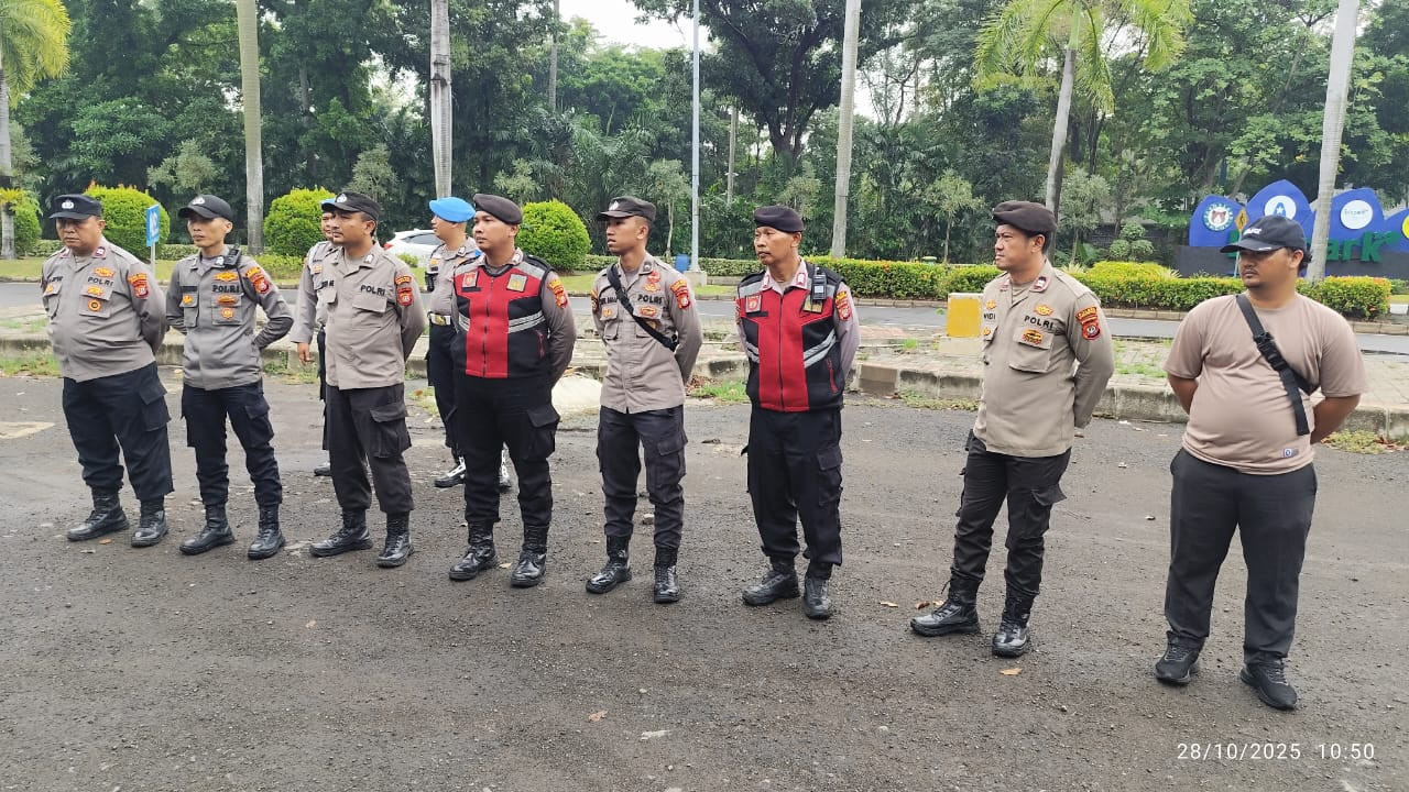 Polsek Pademangan Gelar Apel Pengamanan Rakorbin SDM dan PNS Polri 2025 di Ancol