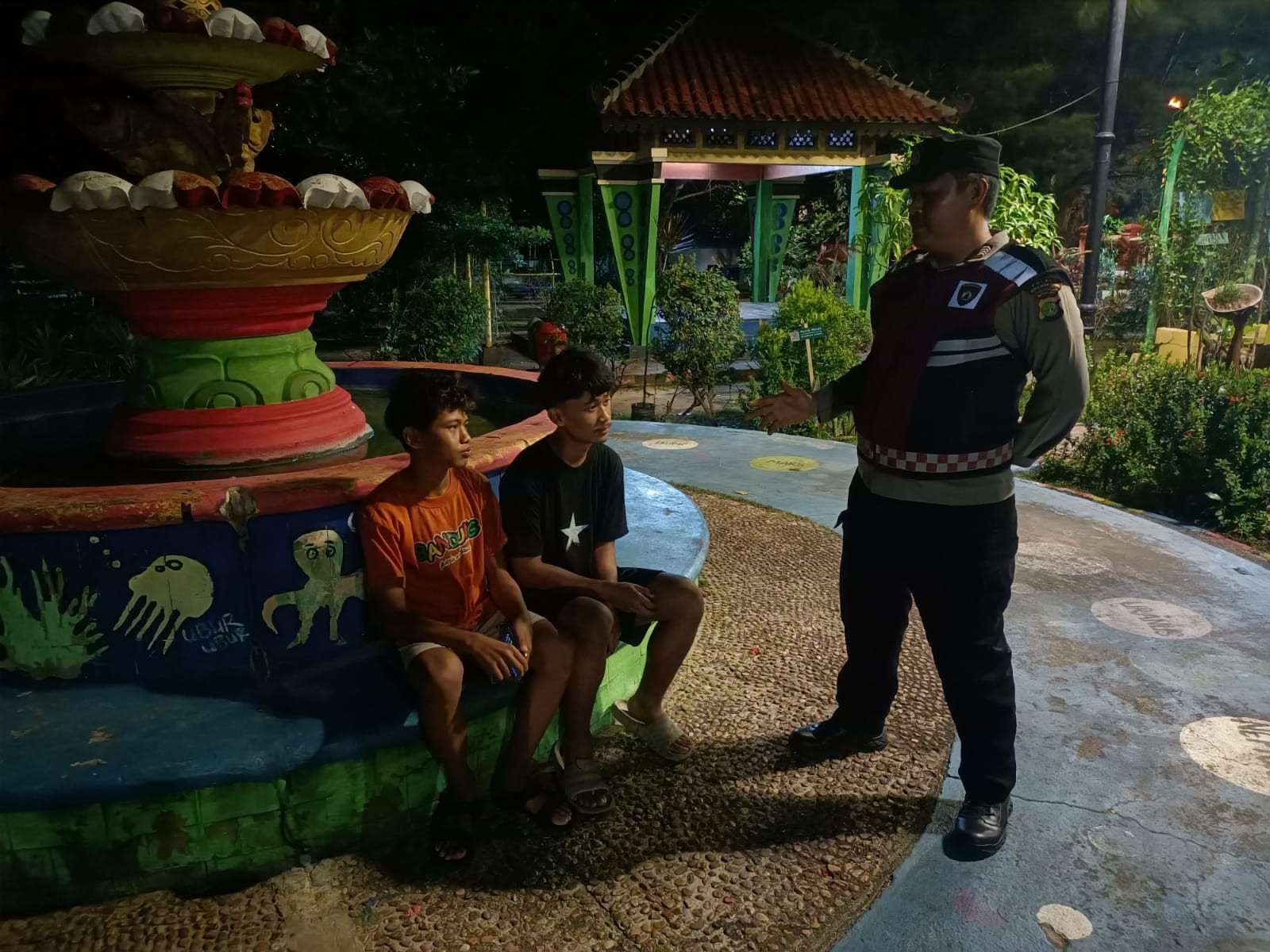 Polsek Kepulauan Seribu Utara Gelar Patroli Malam Aman Nusa I 2025, Sinergi Jaga Jakarta Tetap Kondusif