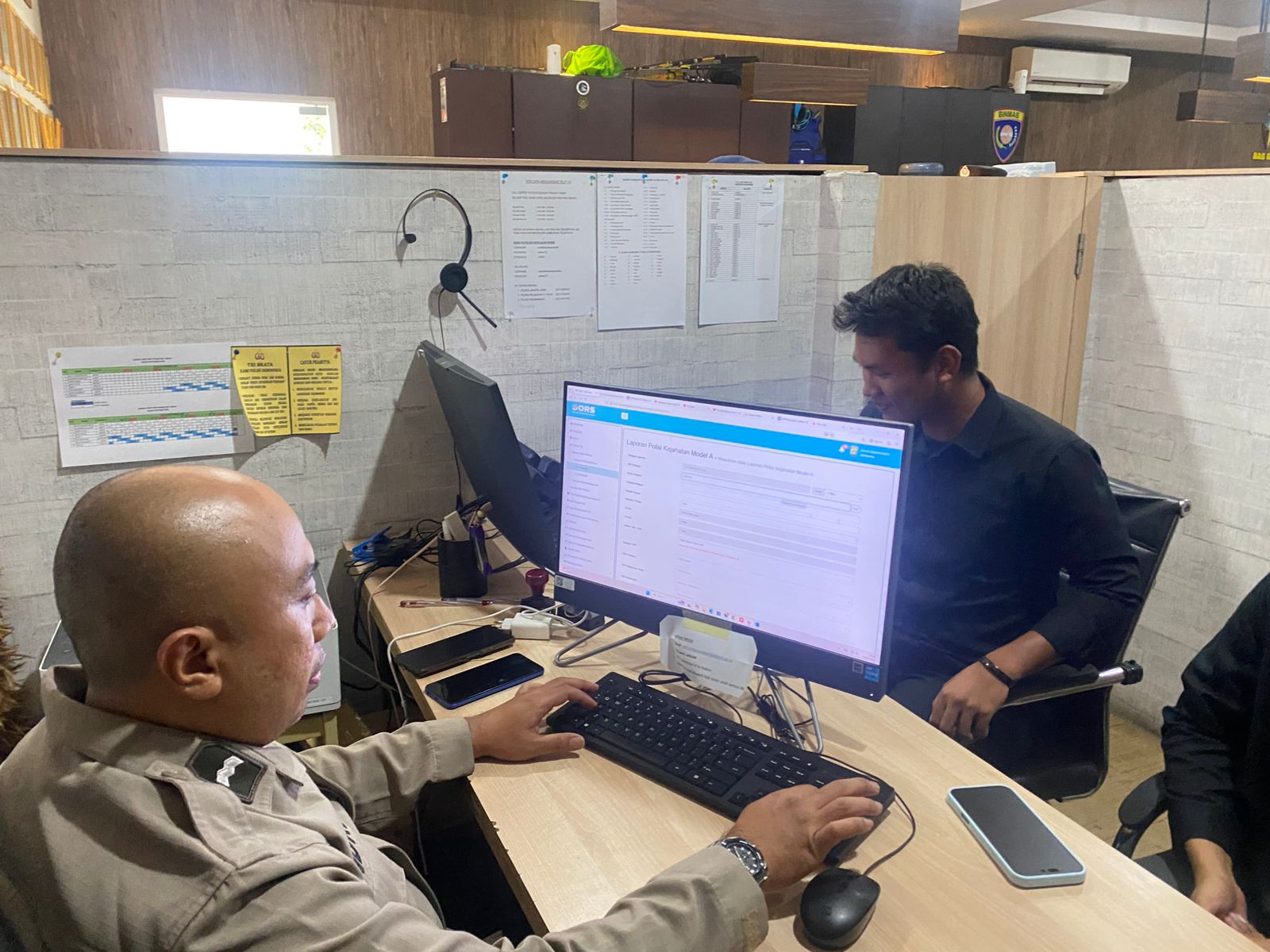 Pelayanan Cepat dan Humanis, SPKT Polres Kepulauan Seribu Dapat Apresiasi Warga