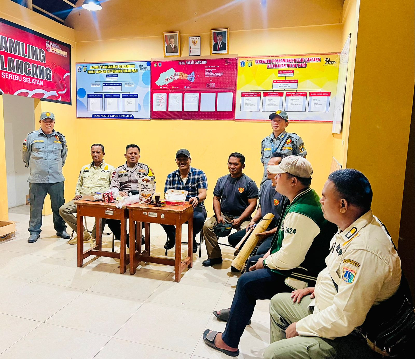 Tiga Pilar Kepulauan Seribu Selatan Gencarkan Pemantauan dan Pembinaan Pos Kamling: Pastikan Keamanan Pulau Tetap Kondusif