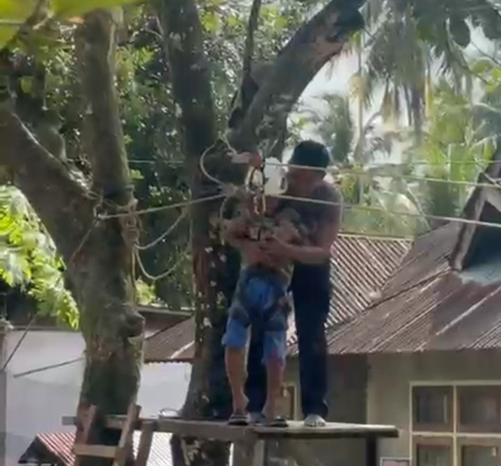 Brimob Polri Laksanakan Trauma Healing Anak Terdampak Bencana di Kabupaten Agam