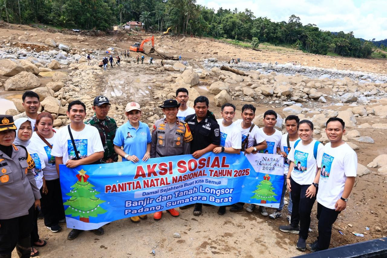 Polda Sumbar Kawal Penyaluran Bantuan Sosial untuk Korban Bencana di Agam