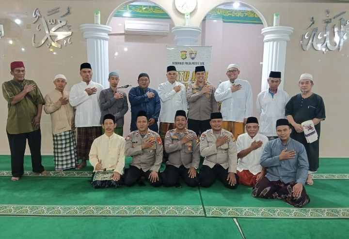 Polda Metro Jaya Gelar Program Satu Jam Mengaji di Masjid Al-Ihsan, Jakarta Timur