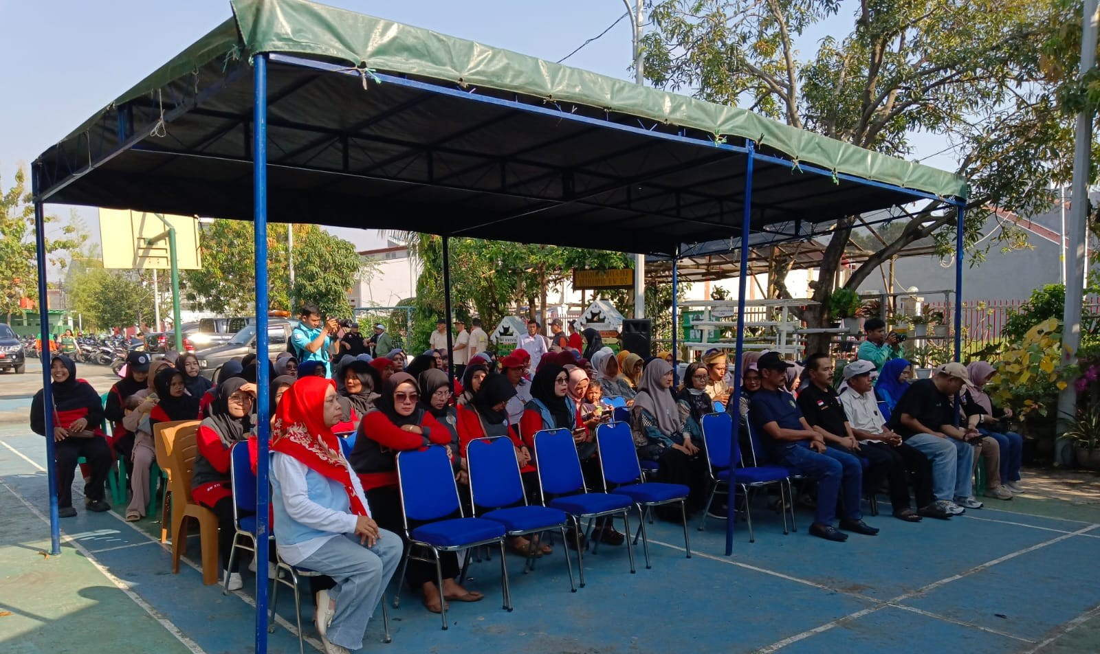 Rorotan Jadi Percontohan Nasional, Warga Antusias Ikuti Dialog Pilah Sampah