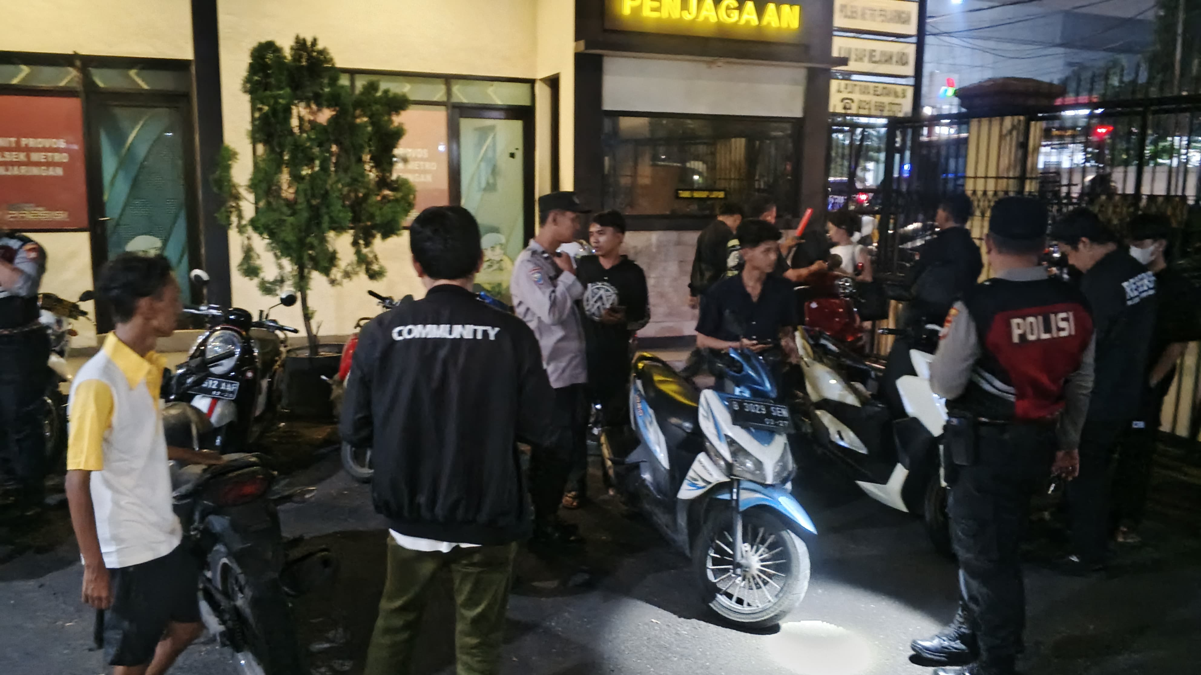 Jaga Jakarta, Jaga Lingkungan: KRYD Polsek Metro Penjaringan Amankan 11 Sepeda Motor Tanpa Kelengkapan Surat Kendaraan