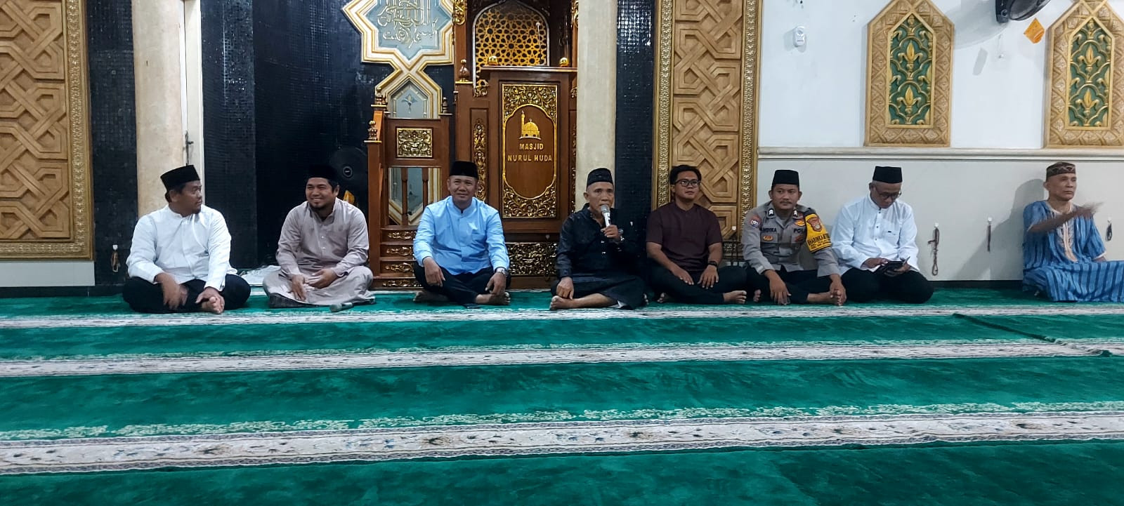 Bhabinkamtibmas Pulau Tidung Hadiri Tasyakuran HUT ke-24 Kabupaten Kepulauan Seribu, Ajak Warga Jaga Kebersamaan dan Keamanan Lewat Program Jaga Jakarta+