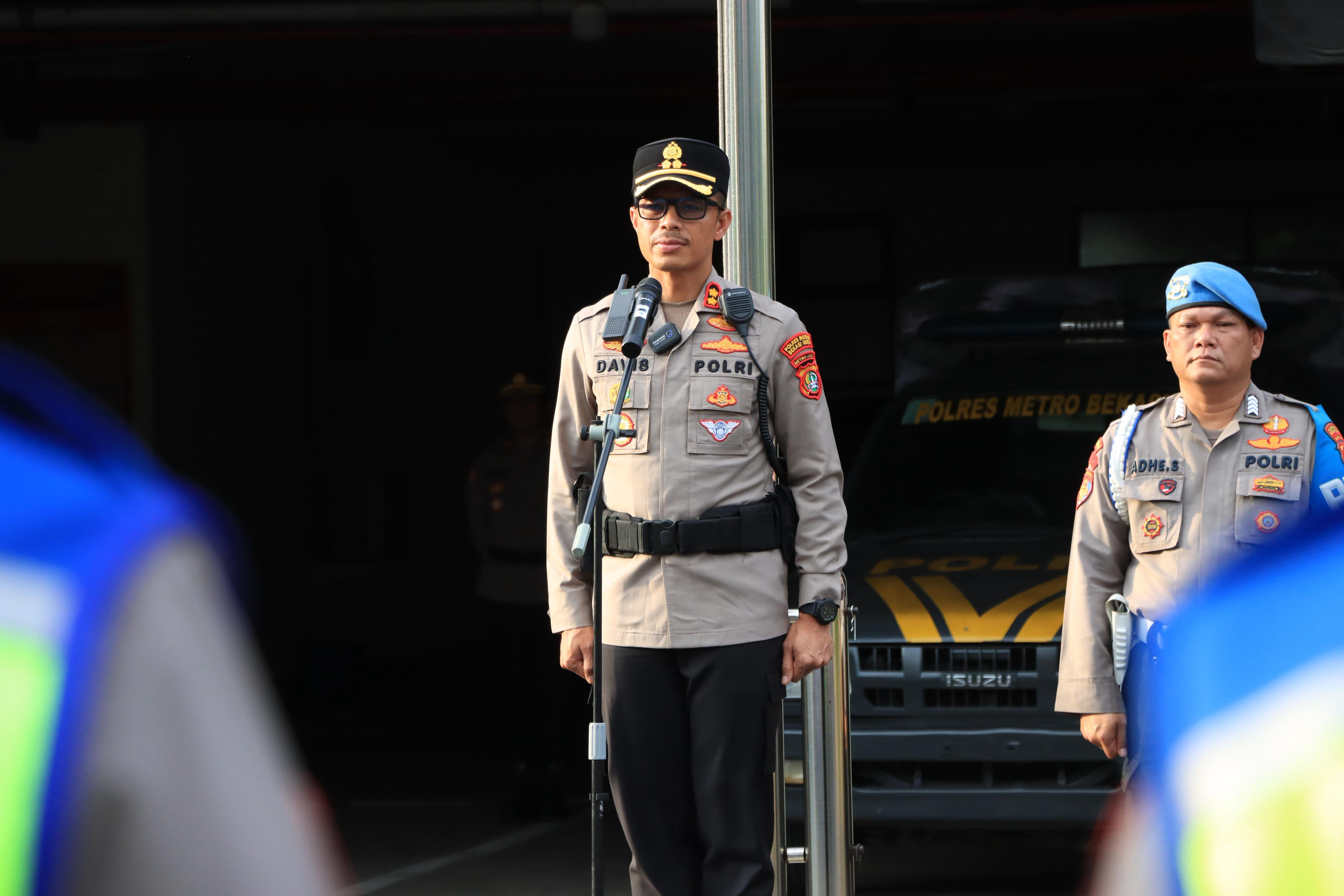 Polres Metro Bekasi Kota Gelar Apel Gabungan : Tekankan Sinergi dan Sikap Humanis Jelang Pengamanan May Day 2026