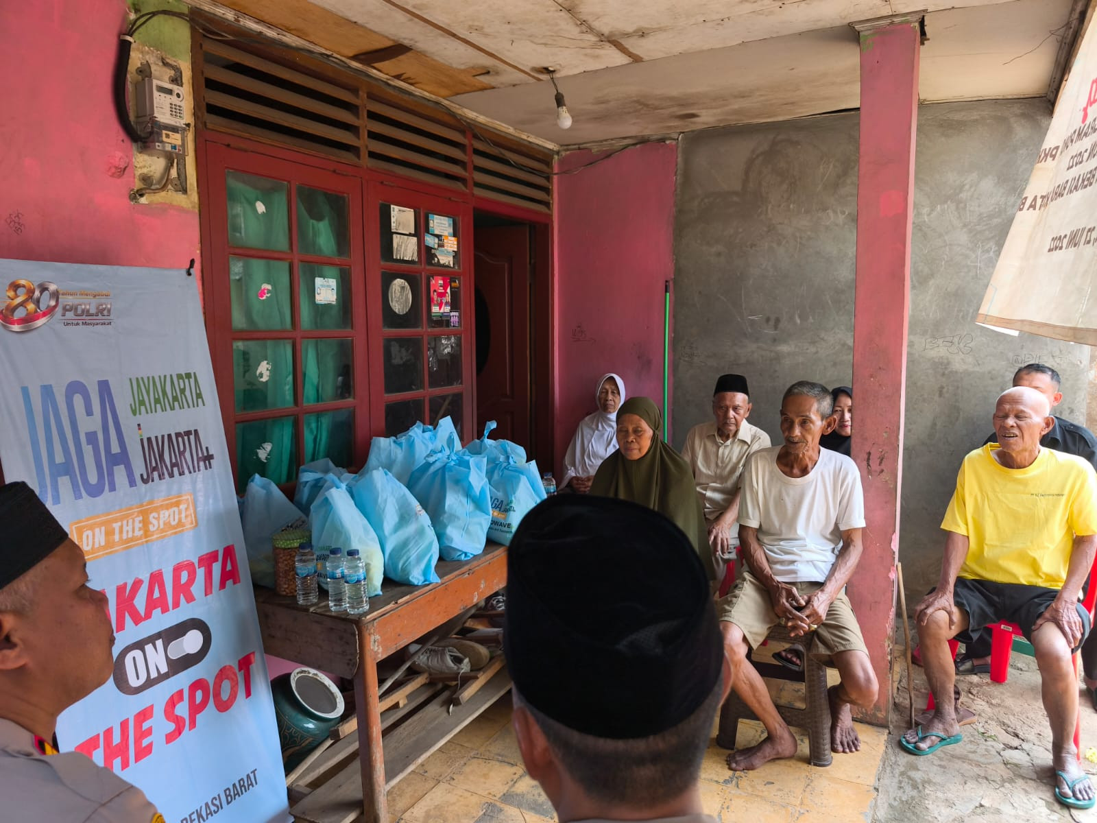 Kapolsek Bekasi Barat Gelar Jakarta On The Spot, Ajak Warga Cegah Tawuran dan Judi Online